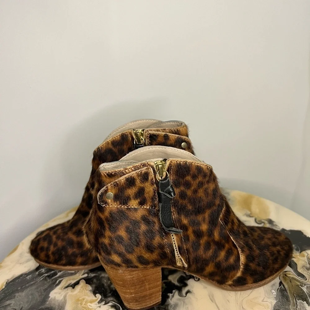 Boden Hoxton Calf Hair Leopard Boots 36